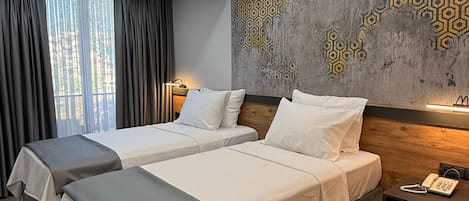Standard Room, Non Smoking, Garden View | Free WiFi