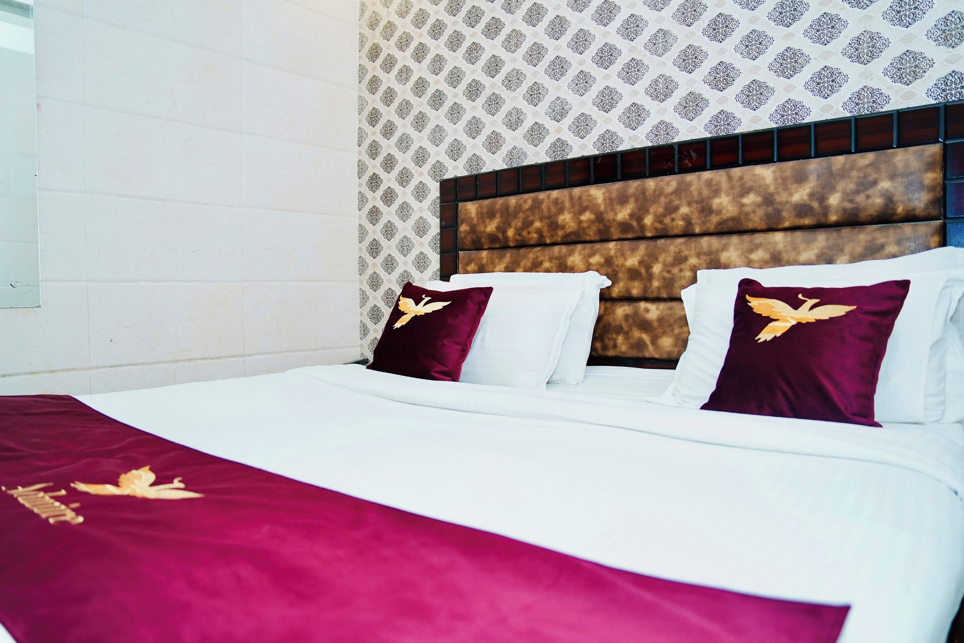 Deluxe Double Room | Free WiFi