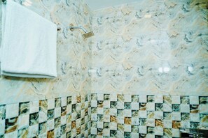 Deluxe-Doppelzimmer | Badezimmer