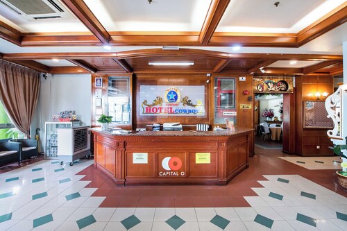 Capital O 91154 Oyo Super Cowboy Hotel Melaka