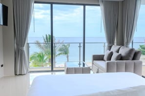 Habitació superior, 1 llit de matrimoni gran, vistes al mar | Decoració individual, mobiliari individual i escriptori