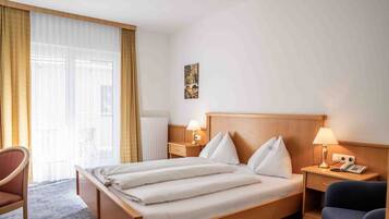 Double Room | Free WiFi, bed sheets