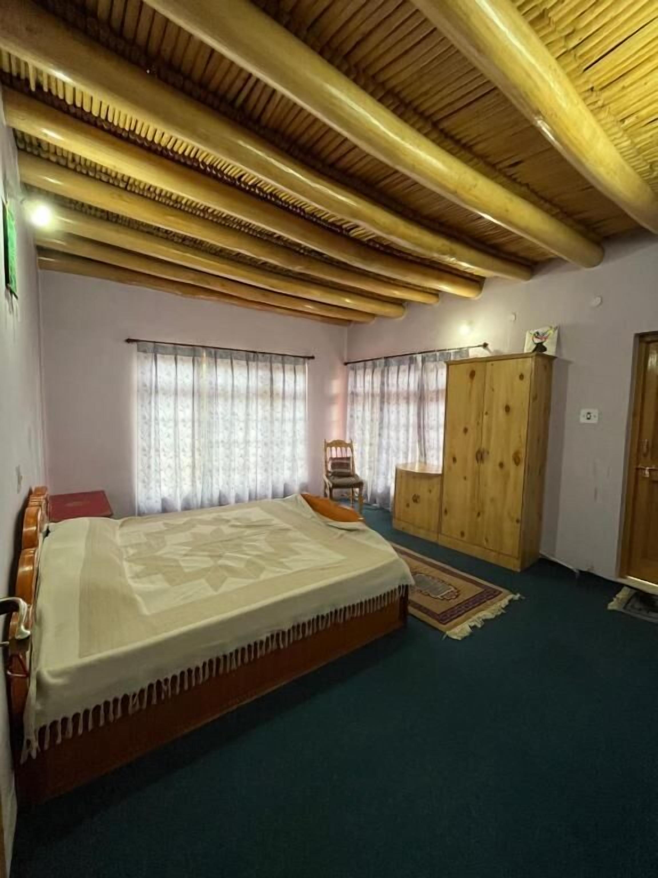 Comfort Single Room, Balcony, Mountain View