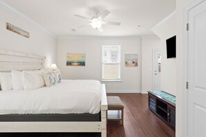 4 bedrooms, free WiFi, bed sheets