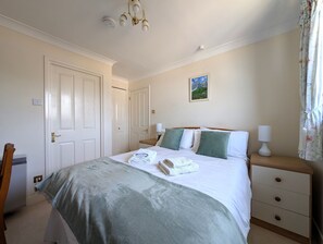 1 多间卧室、熨斗/熨衣板、免费 WiFi、床单