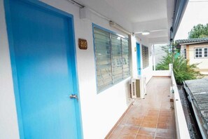 Property grounds - Trendy Double Retreat by North Pattaya’s Coast (Pattaya)