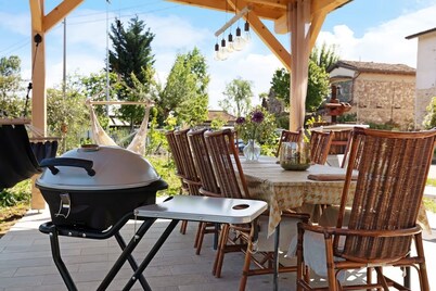 Cottage with large garden in Lugana wine region near Peschiera