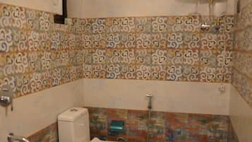 Phòng đôi Deluxe, ban công | Trang trí khác biệt, trang bị nội thất với thiết kế riêng biệt