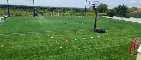 Sportplatz
