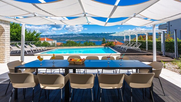 Outdoor dining - Vila Oleander - Malinska by Villas Guide (Dobrinj)