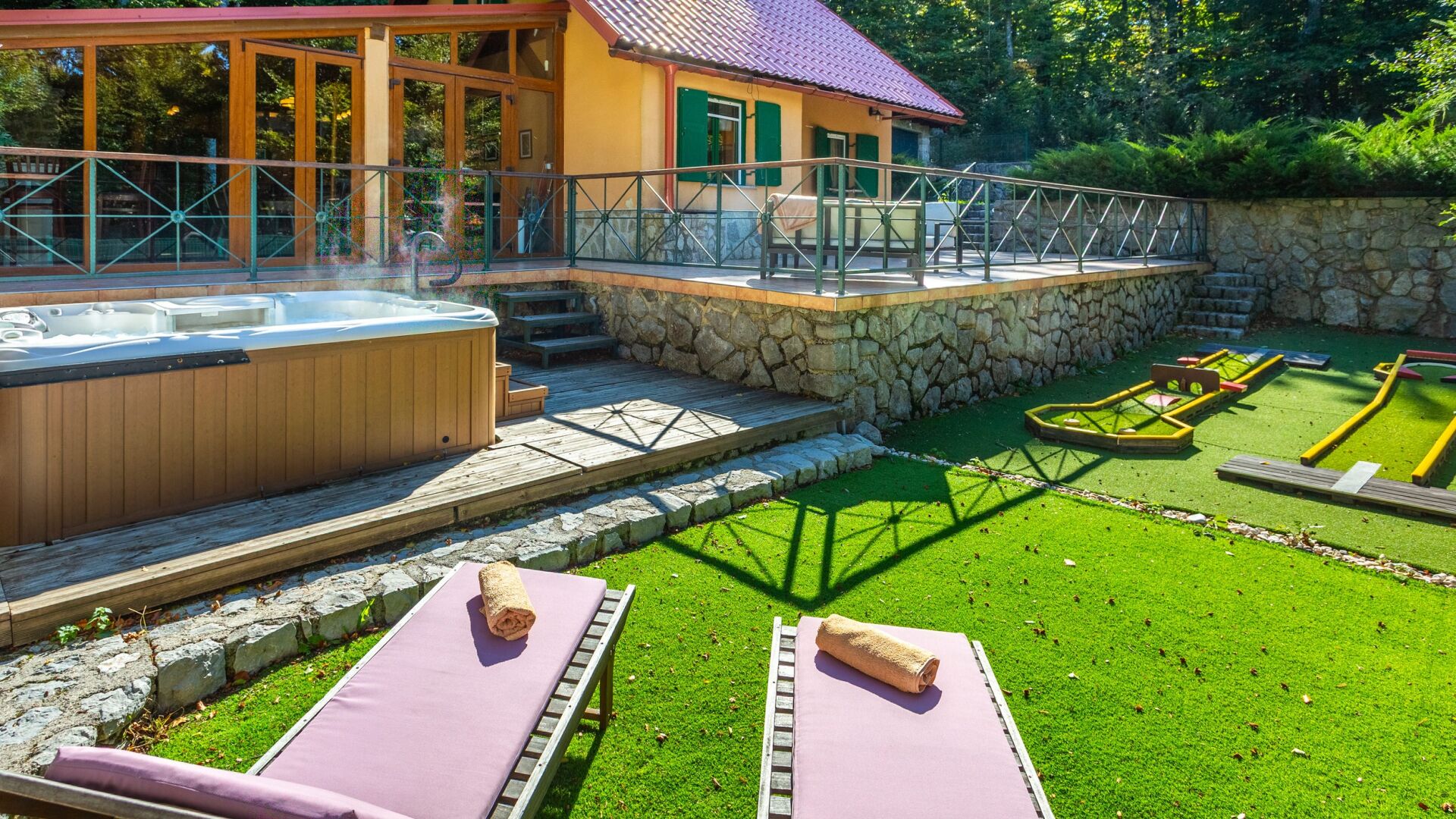 Baignoire à remous extérieure