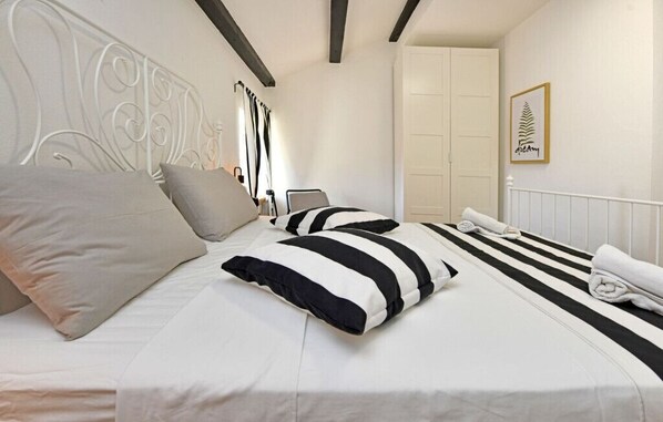 3 Schlafzimmer, Bügeleisen/Bügelbrett, kostenloses WLAN, Bettwäsche