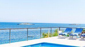 Pool - Villa Welcome by Villas Guide (Blato)