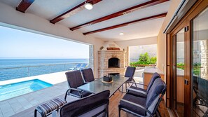 Outdoor dining - Villa Welcome by Villas Guide (Blato)