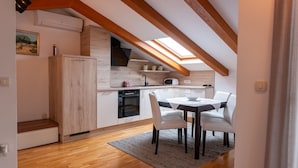 Dining - Vila Mihaela_Relax&Privacy Opatija by Villas Guide (Kuceli)
