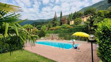 Alberca al aire libre