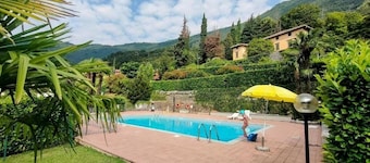 Court of Dreams - Mountain and Lake