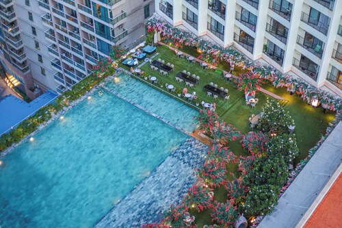 Costal Calm Suites - Gold Coast Building