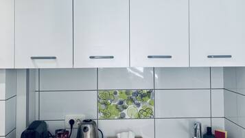 Geladeira, micro-ondas