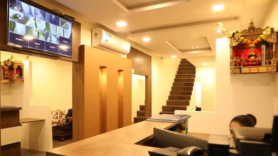 Galaxy Inn By Glitz Hotels
