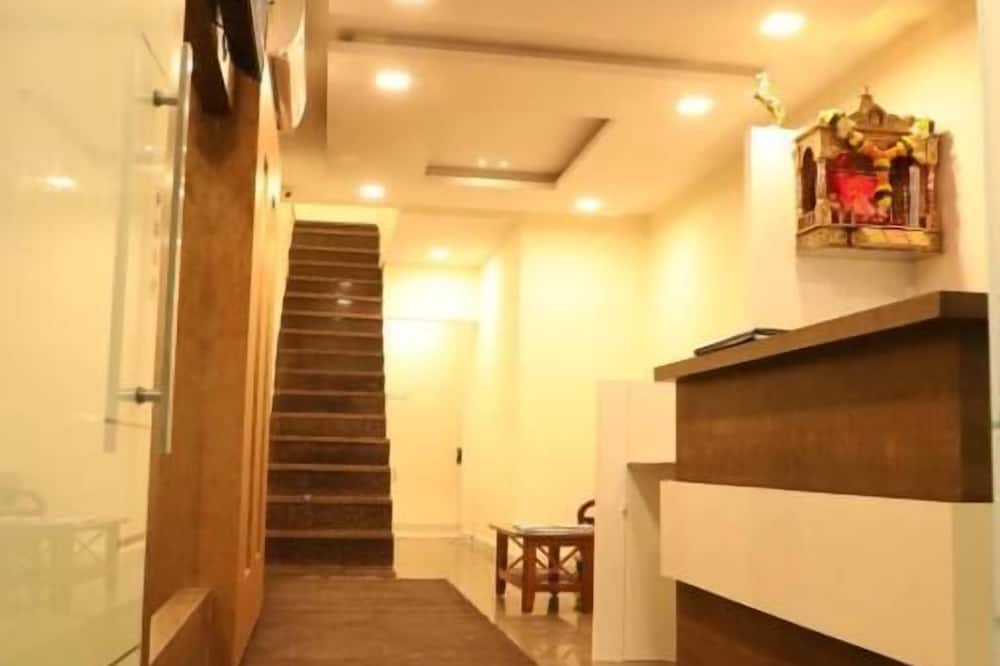 Galaxy Inn By Glitz Hotels