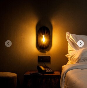 Standard Double Room, 1 Queen Bed | Desk, free WiFi