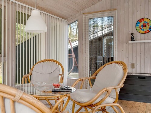 "Iris" - 200m to the fjord by Interhome