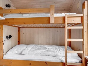 3 bedrooms, internet