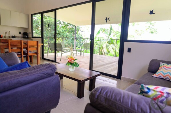 Villa, 2 chambres, vue sur le jardin | Salle de séjour