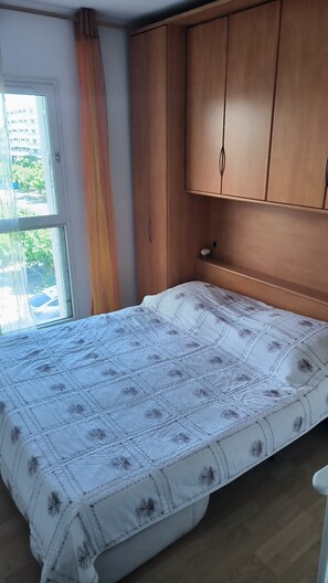 1 bedroom, iron/ironing board - St Cyprien In the heart of the port, everything within walking distance (Saint-Cyprien)