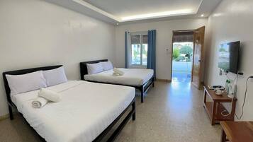 Familienzimmer, Balkon, Gartenblick | Zimmersafe, schallisolierte Zimmer, kostenloses WLAN