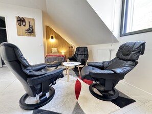 2 bedrooms, iron/ironing board, free WiFi - Bel apt 85m2 8P. Parking. Balcon (Cauterets)