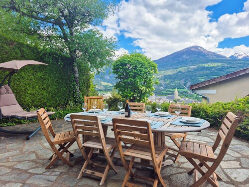 Acceuillant chalet 10/12 personnes Embrun, au calme et proche du centre