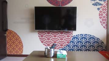 Cubrecamas, wifi gratis y ropa de cama