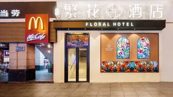 Fachada da propriedade