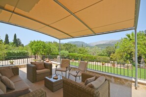 Terrace/patio - Ca na Rossa - beautiful house with private pool and spectacular views. (Campanet)