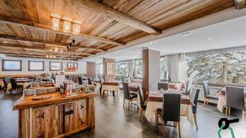 Tägliches inbegriffenes Frühstücksbuffet