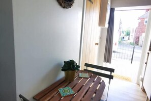 Dining - Gorgeous apartment near Bournemouth Beach (Boscombe)