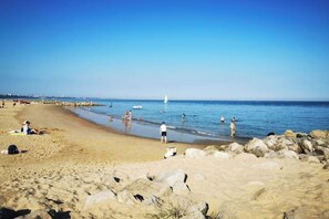 Beach - Gorgeous apartment near Bournemouth Beach (Boscombe)