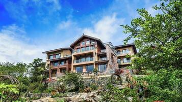 Facciata della struttura