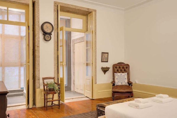 4 bedrooms, iron/ironing board, travel crib, WiFi