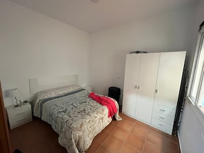 1 quarto, roupa de cama