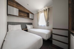 3 habitaciones, decoración personalizada y muebles diferentes
