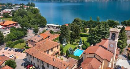 Villa Wirnica â Villa historique de luxe avec piscine privĂ©e sur le lac de CĂŽme (Garlate)