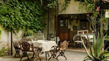 Restauration extérieure