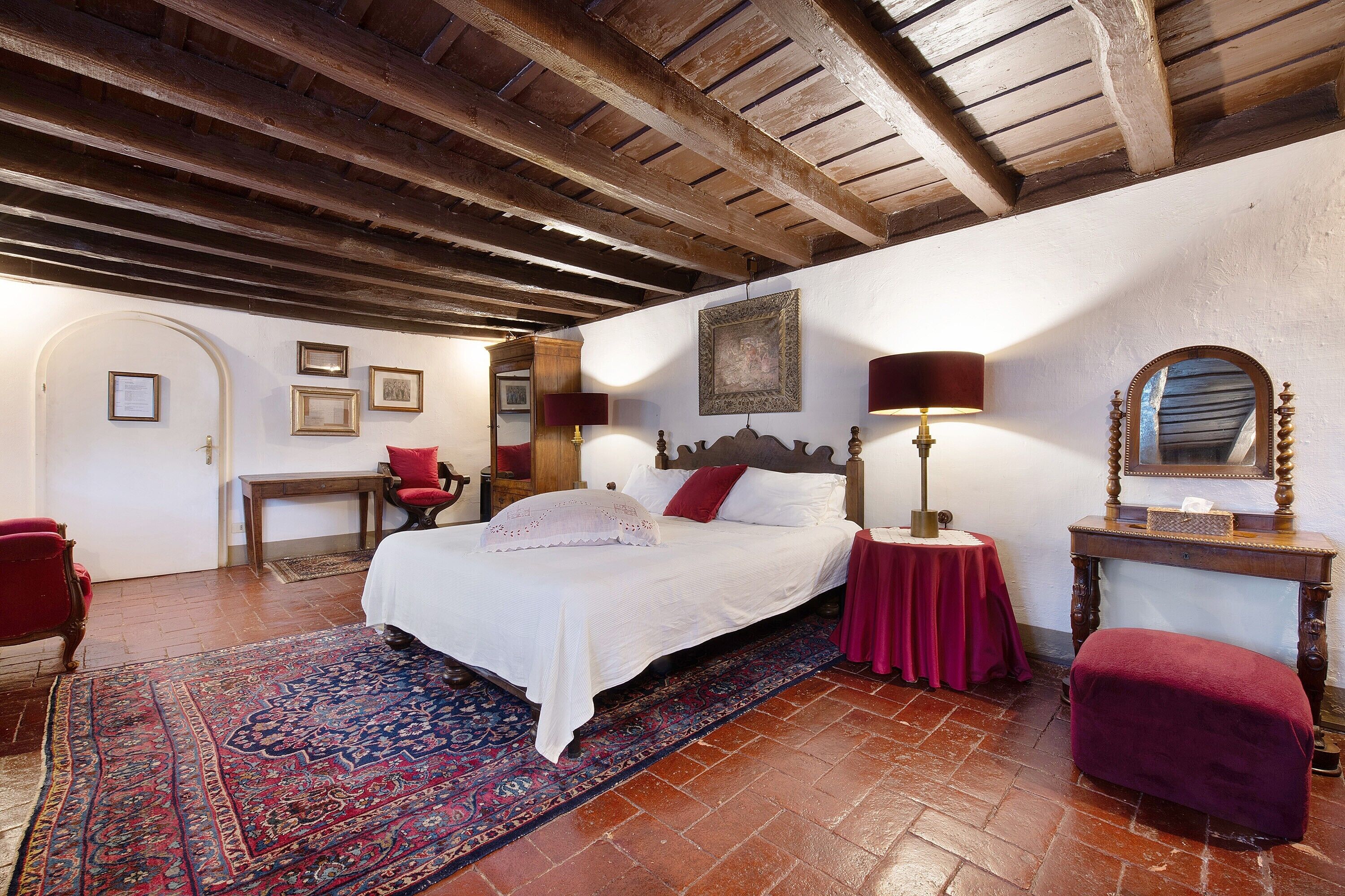 5 Schlafzimmer, Bügeleisen/Bügelbrett, WLAN, Bettwäsche