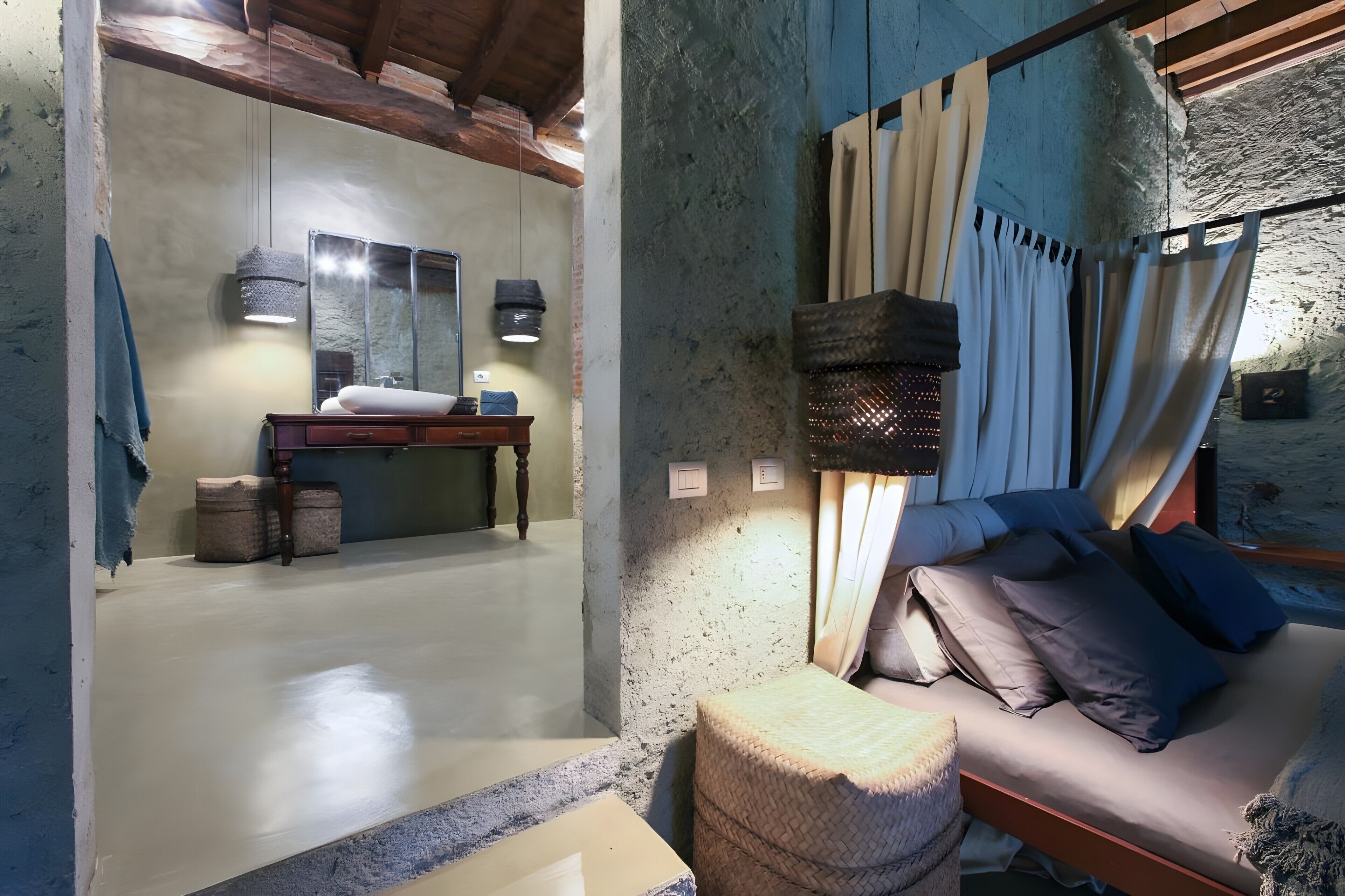 5 chambres, fer et planche à repasser, Wi-Fi, draps fournis