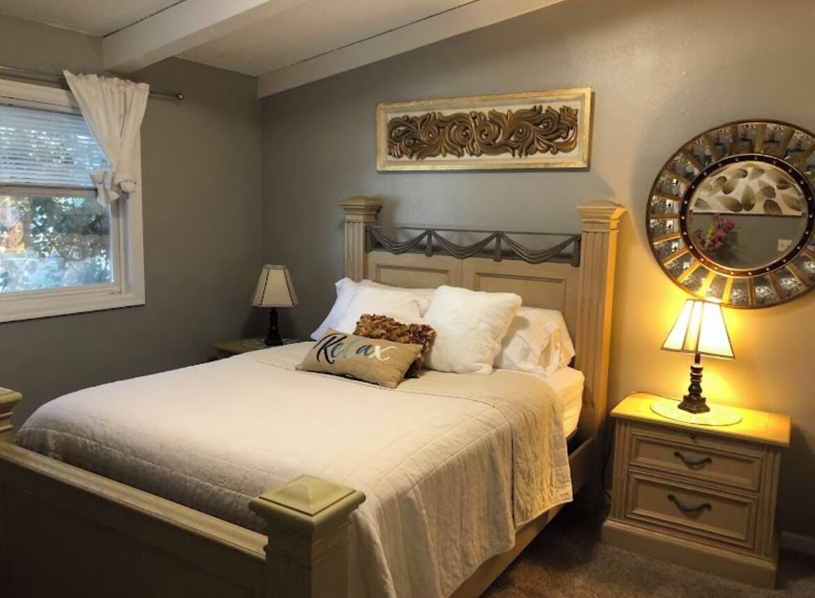 Egyptian cotton sheets, premium bedding, down duvets, pillow-top beds