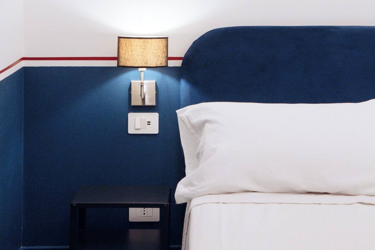 Memory foam beds, minibar (some free items), in-room safe, desk