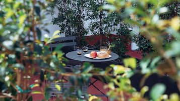 Daily local cuisine breakfast (EUR 15 per person)